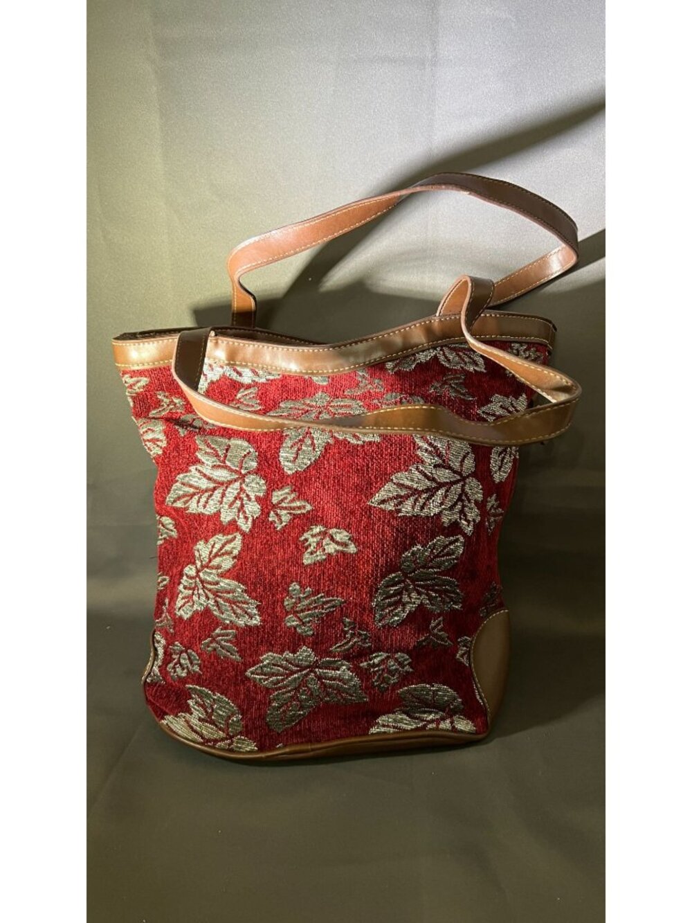 Woven Floral Pattern Tote Handbag With Leather Trim - Picture 2 of 4